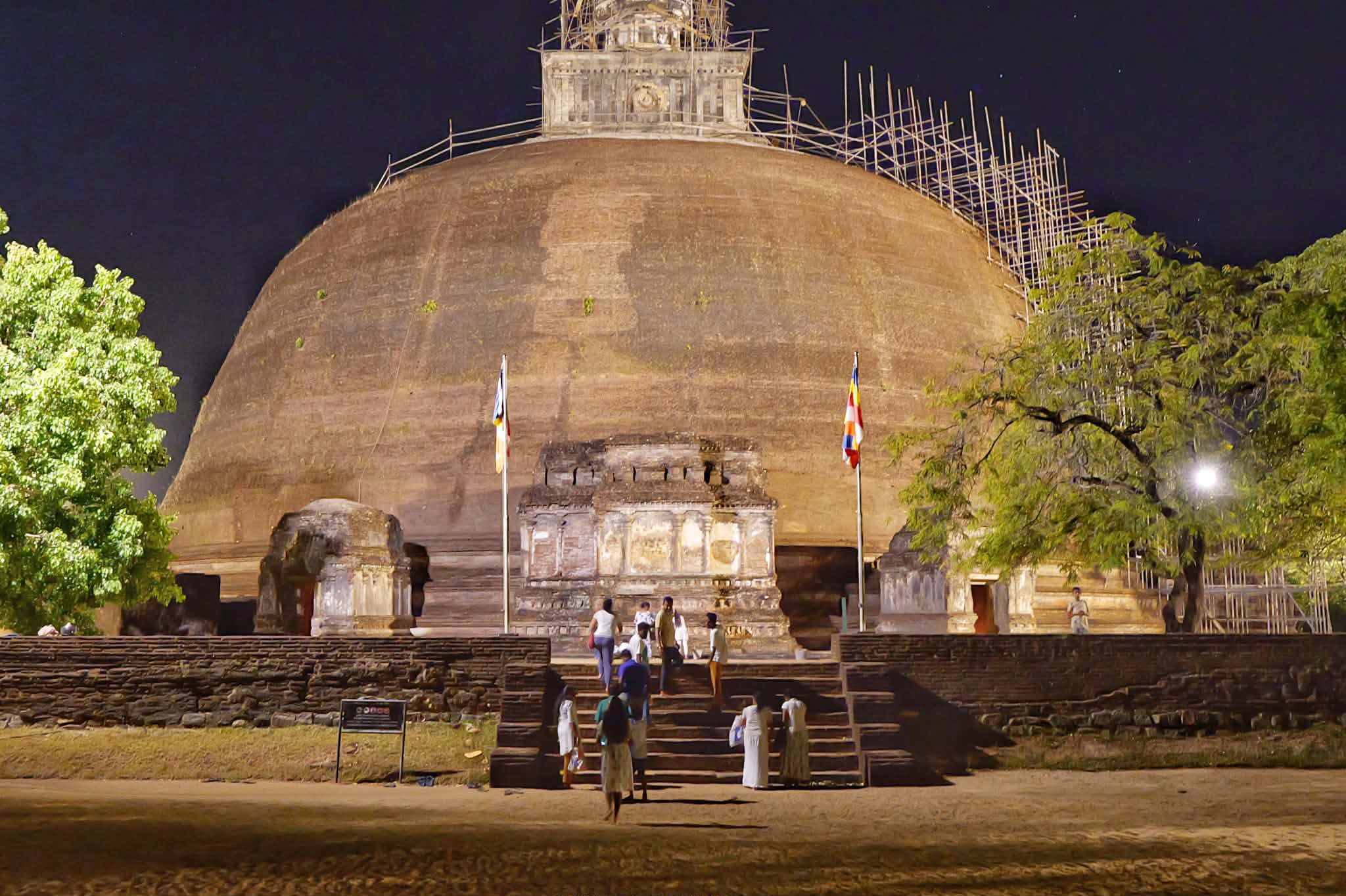 Results of Archaeoastronomical Research at Sri Lanka’s Ancient Buddhist Monuments