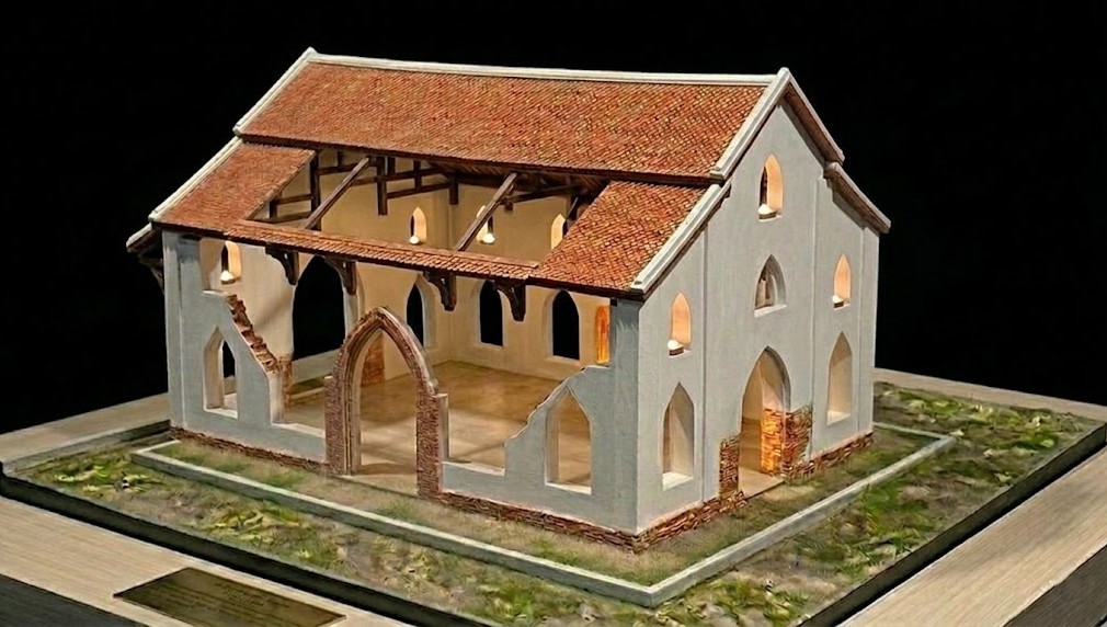 “มัวร์” แห่งสยาม: ชุมชนมุสลิมอินโด-เปอร์เซียในกรุงศรีอยุธยา (ประวัติศาสตร์นิพนธ์เชิงทดลอง กับการนำเทคโนโลยีปัญญาประดิษฐ์มาใช้ร่วมศึกษาประวัติศาสตร์สมัยอยุธยา)